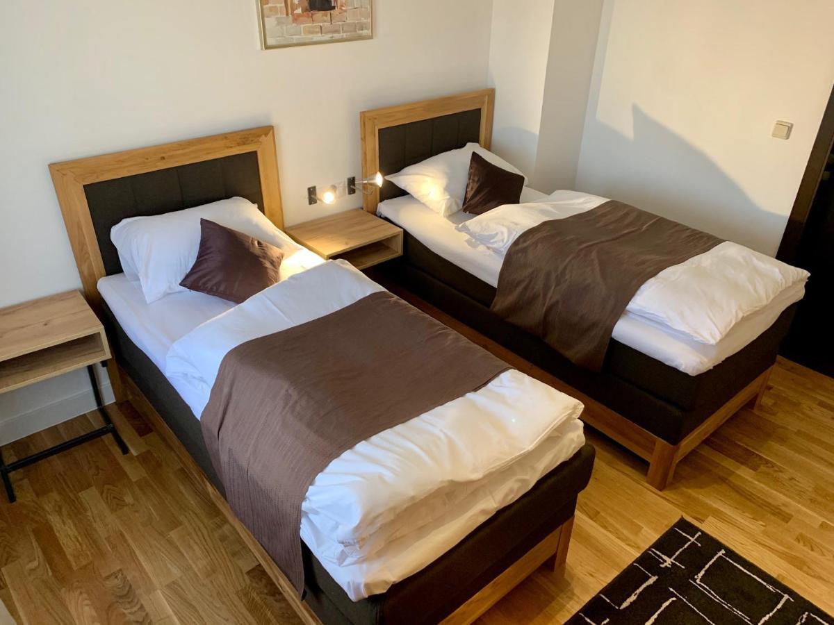 Motel Kiwi Grude 外观 照片