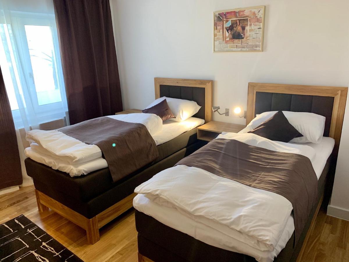 Motel Kiwi Grude 外观 照片